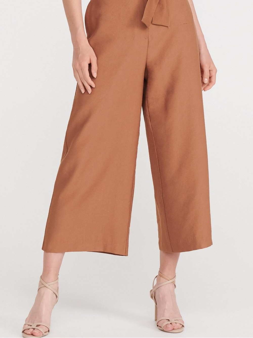 Sportmax cropped Tan wide leg belted trousers size 8!
